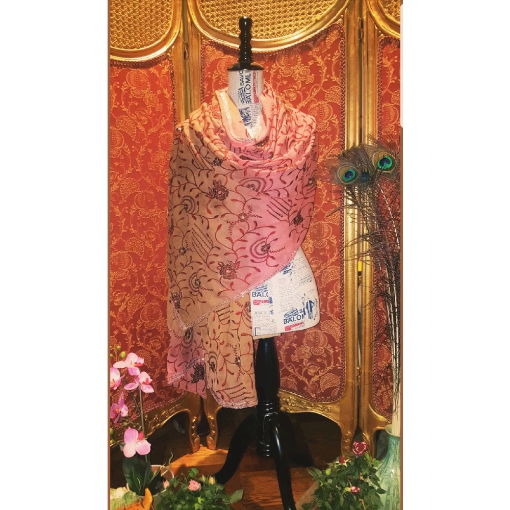 Rose & tan dupatta 💕